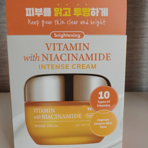 Крем для лица с витаминами и ниацинамидом Vitamin With Niacinamide Intence Cream 50мл.