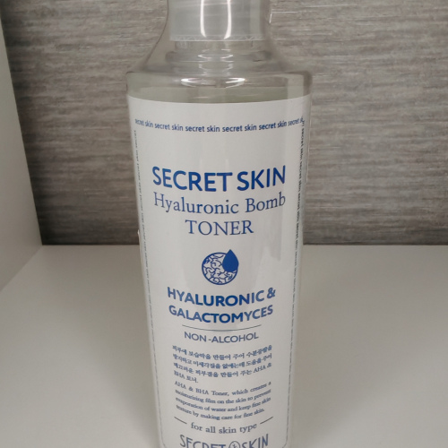 Тонер для лица гиалуроновый Secret Skin Hyaluronic Bomb Toner /Корея